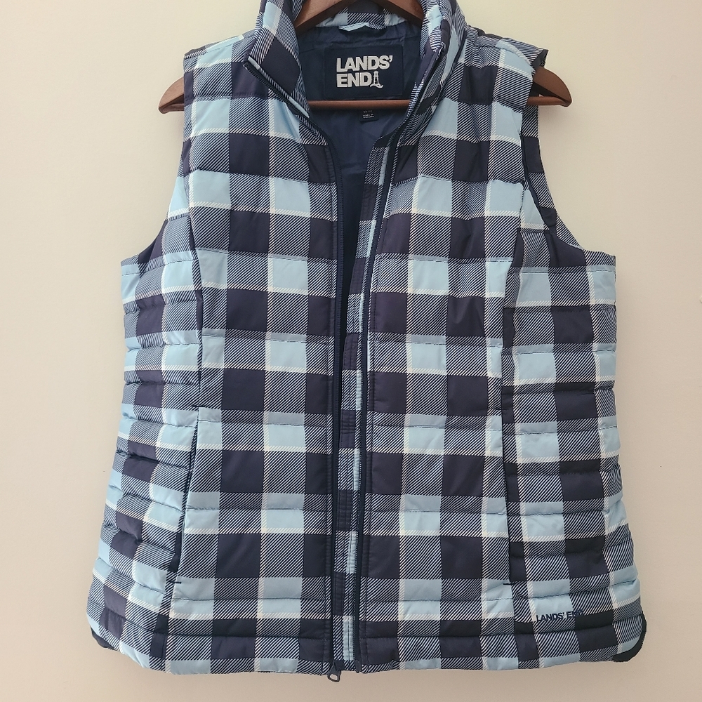 Lands End Sz Medium puffer Vest
